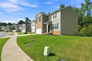 154 Silver Birch Pass, Newnan, GA 30265 - Photo 3