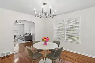 980 Brookdale Dr, East Point, GA 30344 - Photo 13