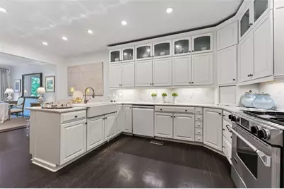 2525 Peachtree Road NE #25, Atlanta, GA 30305 - Photo 17