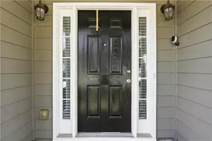 5655 Laurel Ridge Dr, Atlanta, GA 30344 - Photo 3