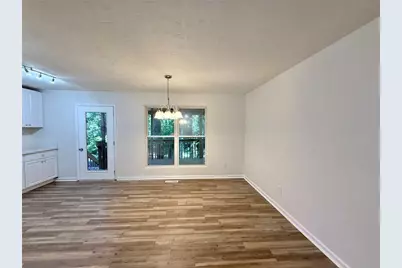 3570 Brenda Court, Douglasville, GA 30135 - Photo 5