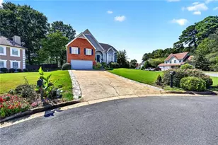 1320 Camden Pl, Lawrenceville, GA 30043 - Photo 5