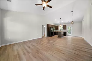 652 Harris Cir, Cedartown, GA 30125 - Photo 3