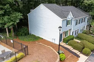 6600 Autumn Trace Dr, Peachtree Corners, GA 30092 - Photo 39