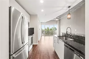 250 Pharr Rd NE, Atlanta, GA 30305 - Photo 9