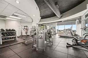 250 Pharr Rd NE, Atlanta, GA 30305 - Photo 29