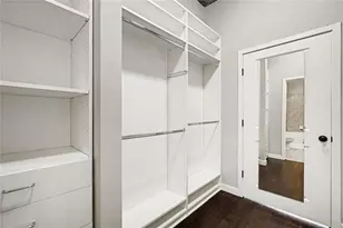 250 Pharr Rd NE, Atlanta, GA 30305 - Photo 21
