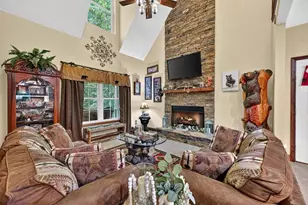685 Chopped Oak Rd, Ellijay, GA 30540 - Photo 25