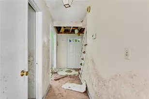 1255 Lake Charles Dr, Roswell, GA 30075 - Photo 7