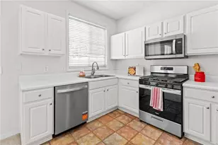 201 Harmony Ct, Milton, GA 30004 - Photo 13