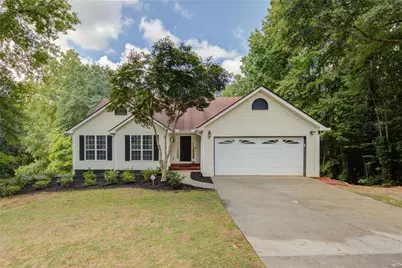4267 Riviere Pt, Gainesville, GA 30507 - Photo 7