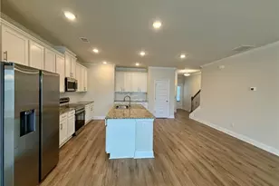 3811 Brookburn Pk, Gainesville, GA 30506 - Photo 3
