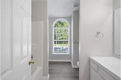 4060 Robin Circle, College Park, GA 30349 - Photo 17