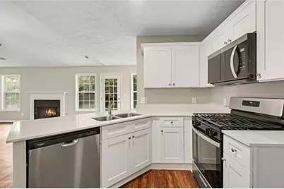 740 Chatham Park Drive, Lawrenceville, GA 30046 - Photo 5