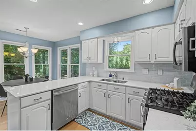 820 Kenley Walk, Roswell, GA 30076 - Photo 5