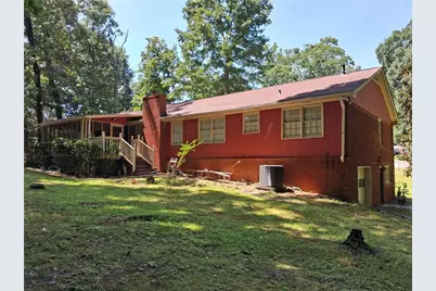 2589 King Circle SE, Conyers, GA 30013 - Photo 3
