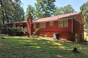 2589 King Cir SE, Conyers, GA 30013 - Photo 3