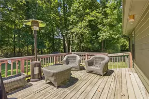 2010 Tomahawk Ln, Cumming, GA 30028 - Photo 35