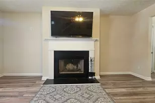 661 Michael Cir, Monroe, GA 30655 - Photo 5
