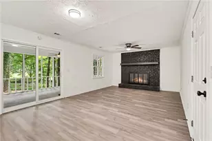 1915 Lisa Ln, Riverdale, GA 30296 - Photo 9