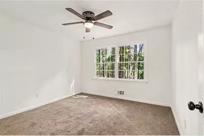 1915 Lisa Lane, Riverdale, GA 30296 - Photo 17