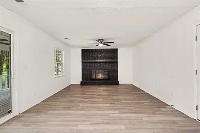 1915 Lisa Lane, Riverdale, GA 30296 - Photo 5