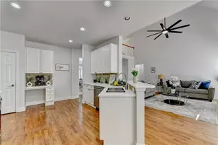 455 Hillcrest View Dr, Suwanee, GA 30024 - Photo 15