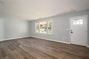 2933 Shelly Dr SW, Atlanta, GA 30311 - Photo 3