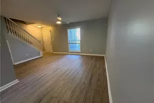 910 Summer Pl, Norcross, GA 30071 - Photo 7
