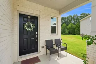 3913 Rustic Barn Wy, Loganville, GA 30052 - Photo 3