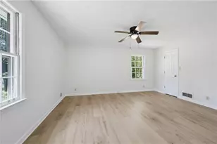 1691 Bentwood Dr SW, Lilburn, GA 30047 - Photo 23