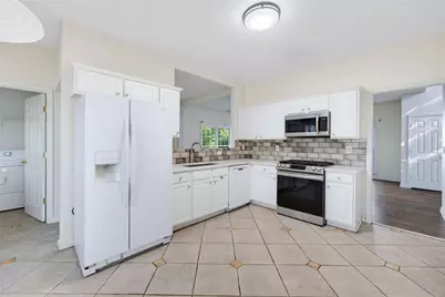 2599 Alvecot Circle SE, Atlanta, GA 30339 - Photo 9