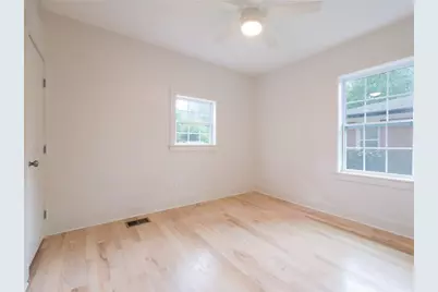 726 Pearce Street SW, Atlanta, GA 30310 - Photo 19