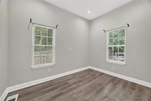 1048 Garibaldi St SW, Atlanta, GA 30310 - Photo 13