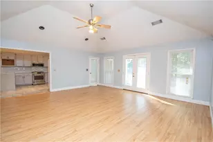 4731 Shadybrook Way SE, Conyers, GA 30094 - Photo 9