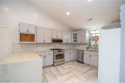 4731 Shadybrook Way SE, Conyers, GA 30094 - Photo 15
