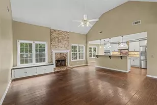 1465 La Maison Dr, Lawrenceville, GA 30043 - Photo 9
