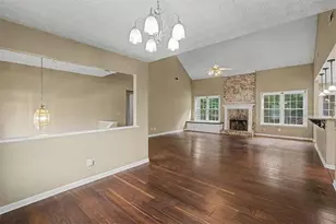 1465 La Maison Dr, Lawrenceville, GA 30043 - Photo 11