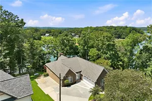 3347 Cove Overlook Dr, Gainesville, GA 30501 - Photo 5