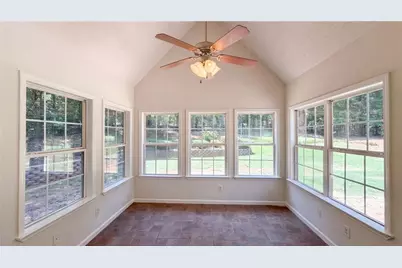 567 Deadwood Trail, Locust Grove, GA 30248 - Photo 9