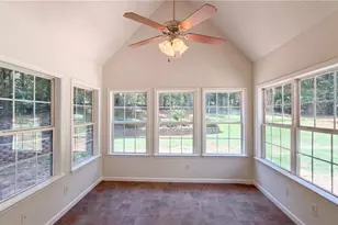 567 Deadwood Trail, Locust Grove, GA 30248 - Photo 9