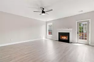 9051 Bayrose Cir, East Point, GA 30344 - Photo 13