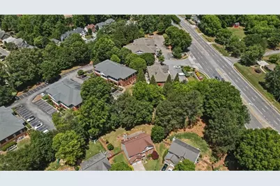 1335 Lyndhurst Way, Roswell, GA 30075 - Photo 51