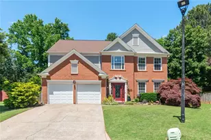 1335 Lyndhurst Way, Roswell, GA 30075 - Photo 3
