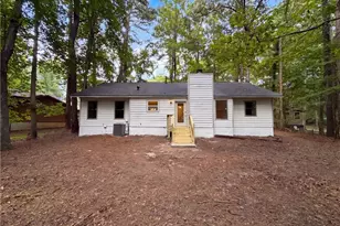 670 Marsh Ct, Jonesboro, GA 30238 - Photo 5