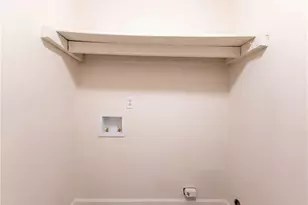 670 Marsh Ct, Jonesboro, GA 30238 - Photo 13