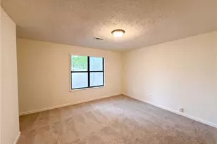 670 Marsh Ct, Jonesboro, GA 30238 - Photo 15