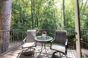 135 Woodmere Square NW, Atlanta, GA 30327 - Photo 15