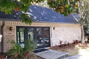 135 Woodmere Square NW, Atlanta, GA 30327 - Photo 85