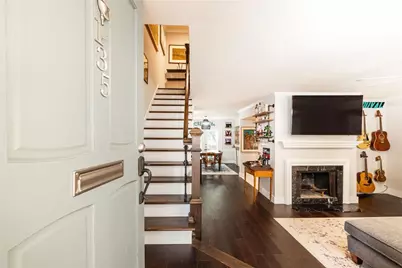 135 Woodmere Square NW, Atlanta, GA 30327 - Photo 1